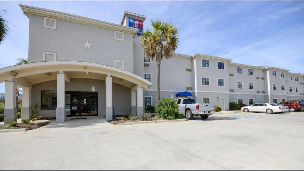 Oyo Townhouse Beaumont Medical Center Area Exterior foto